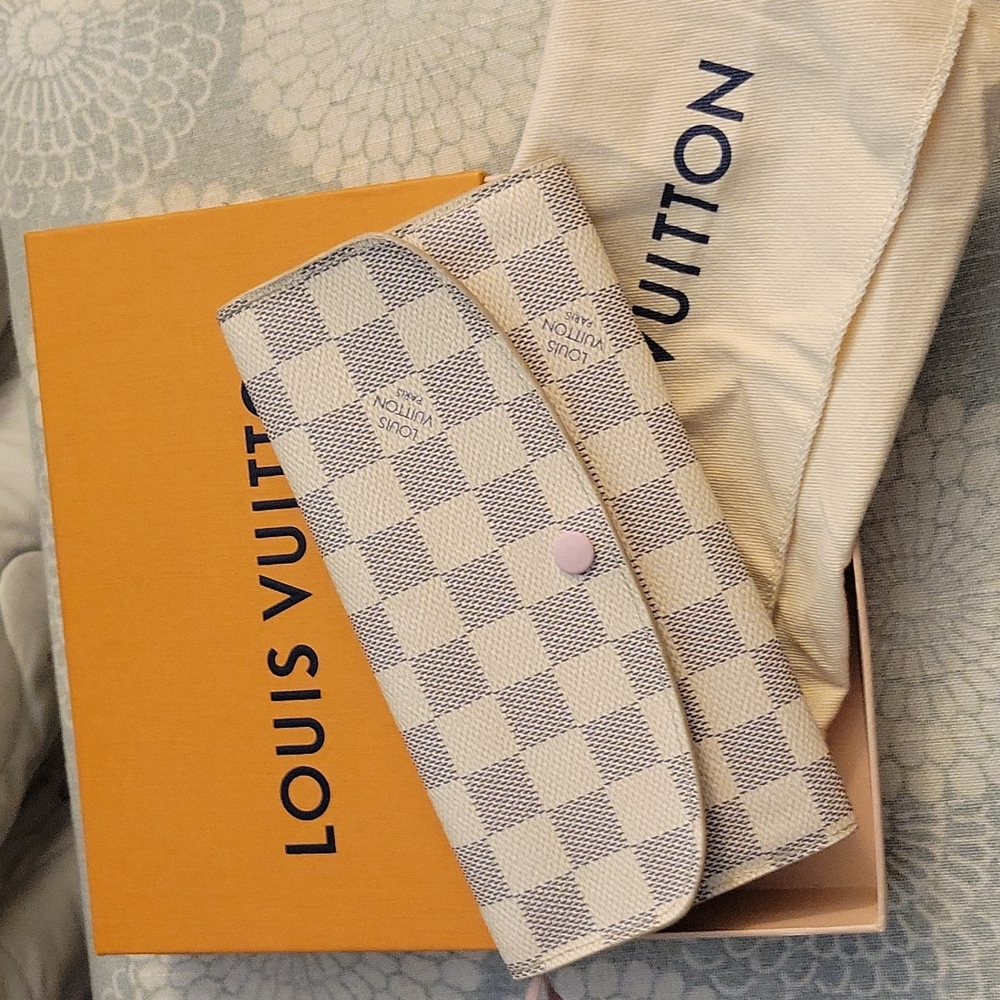 Louis Vuitton Emilie Wallet Damier Azur